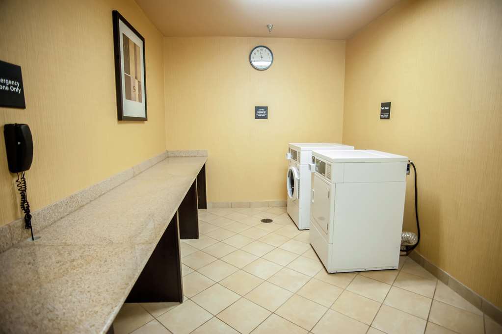 Hampton Inn&Suites Palestine Facilidades foto