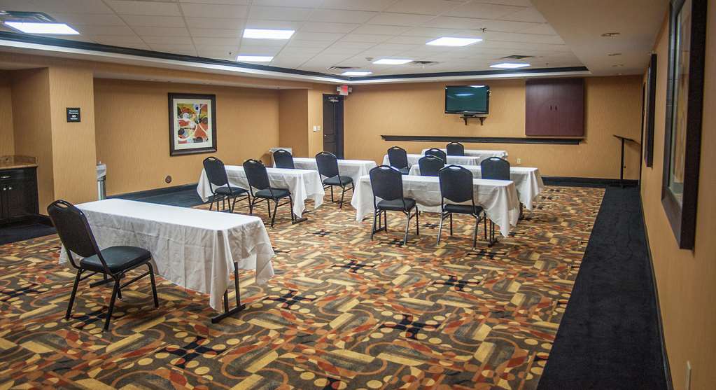 Hampton Inn&Suites Palestine Facilidades foto